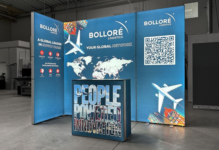 Leuchtwand - ALU LightUp - Bolloré Logistics